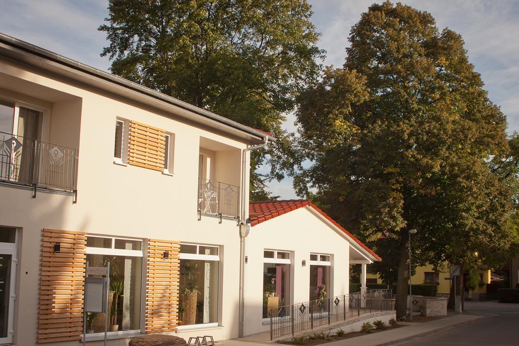 Cafe Hehrlich - Cafe, Pension & Mehr Bad Tennstedt Екстериор снимка