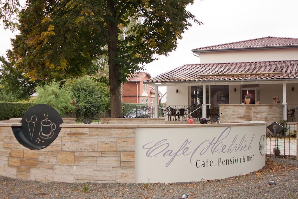 Cafe Hehrlich - Cafe, Pension & Mehr Bad Tennstedt Екстериор снимка